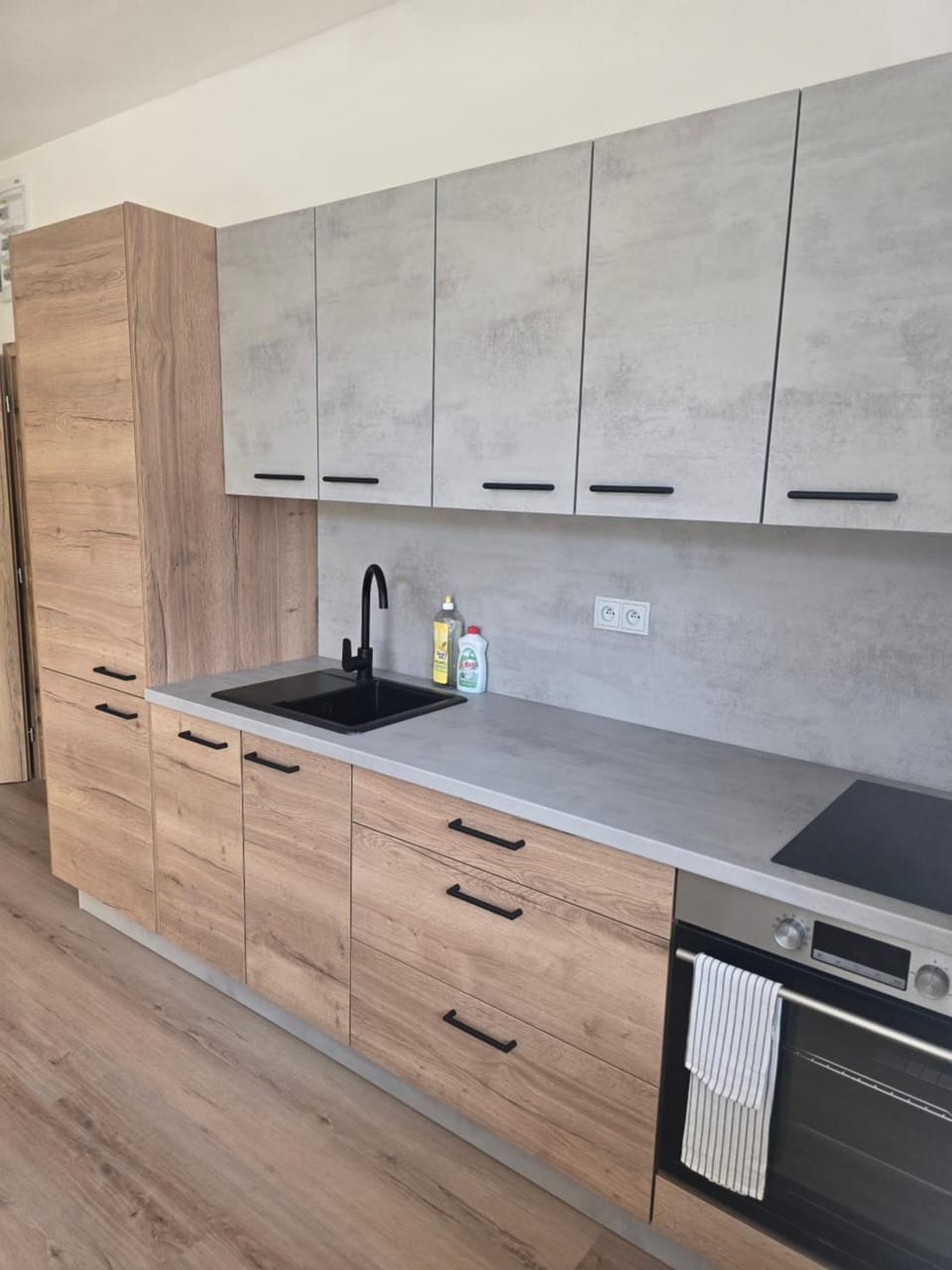 Kitchen or kitchenette, stove