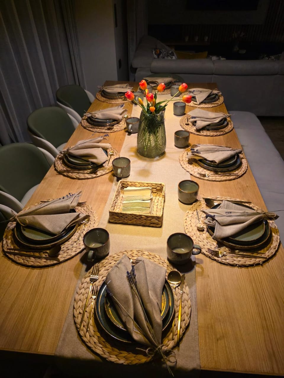 Food and drinks, Dining area, Food, Drinks