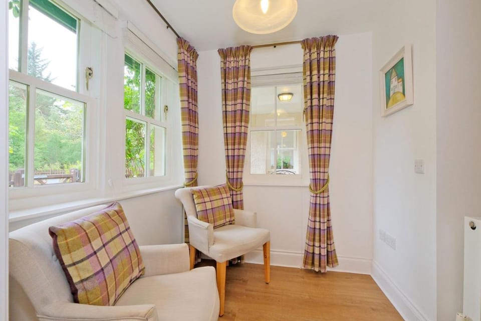 Ivy Cottage B&B Bed and Breakfast in Braemar