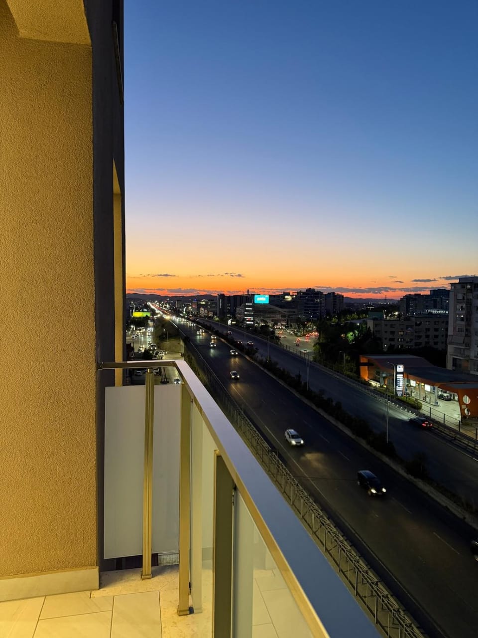 Sunset View Tirana Apartment in Tirana