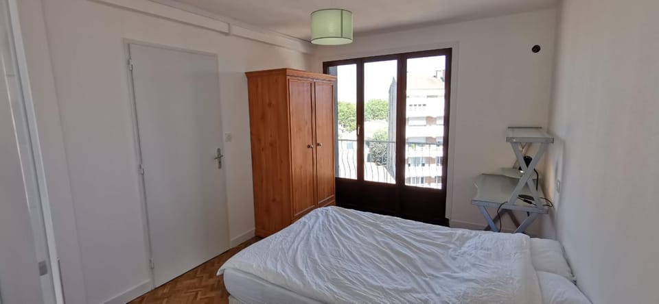 Appartement Camille Pujol 5ième étage Apartment in Toulouse