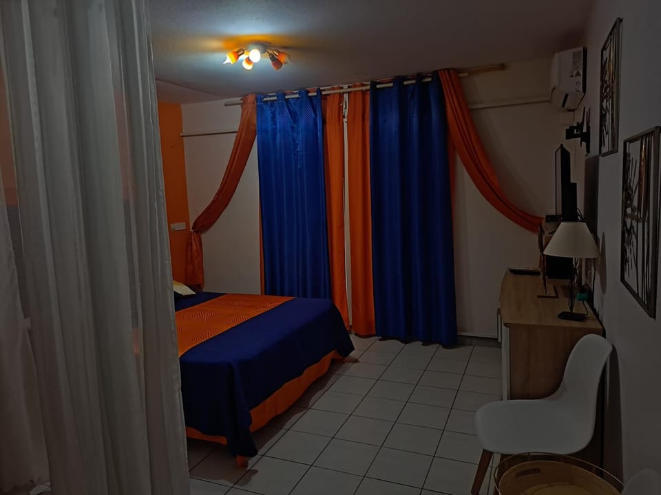 Property building, Bed