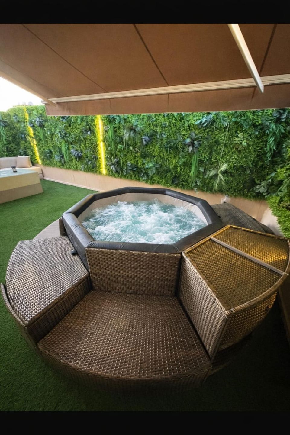 Premium Studio with Hot Tub Terrace Apartment in Marrakesh