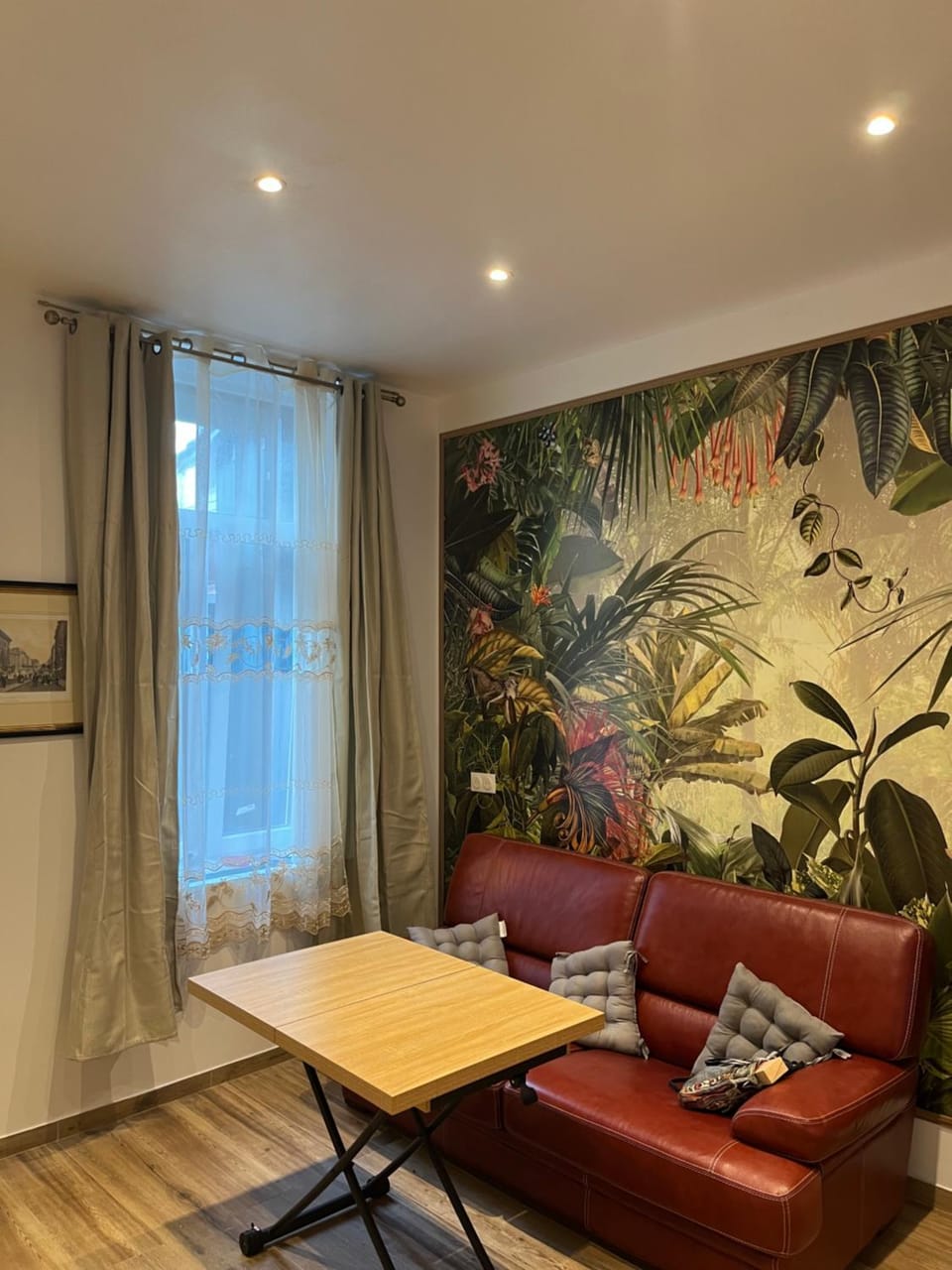 Chambre CHEZ LHABITANT CALAIS VILLE NAELLE Vacation rental in Calais