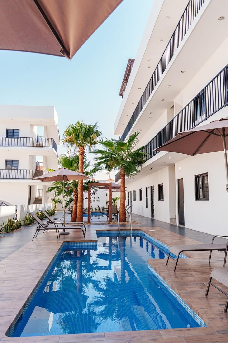 Balcony/Terrace, Swimming pool