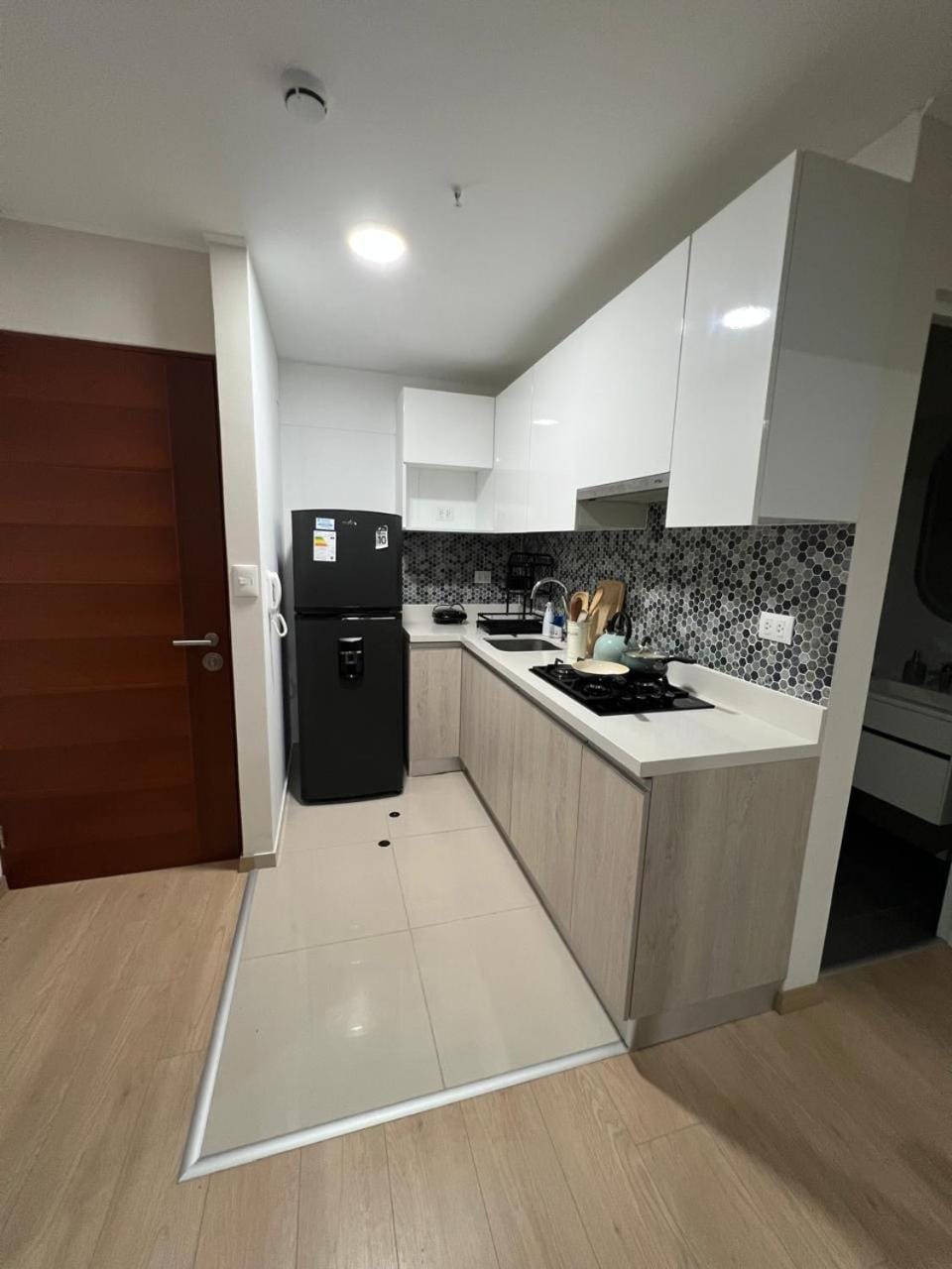 SQ Living-Pool-Coworking-Facing Miraflores Apartment in San Isidro