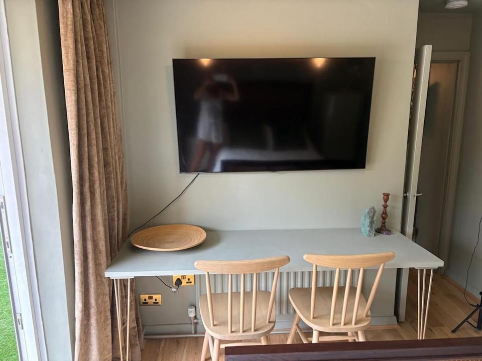 The Warwick Room Apartment in Warwick