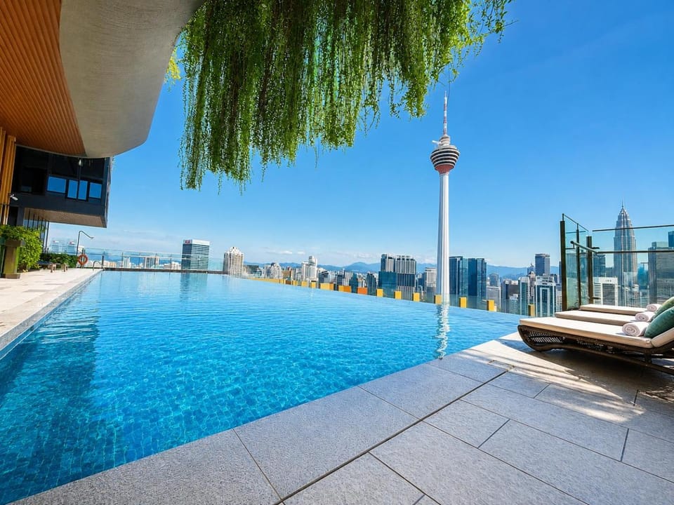 Property building, Patio, Day, View (from property/room), Balcony/Terrace, Pool view, Swimming pool, Swimming pool, sunbed