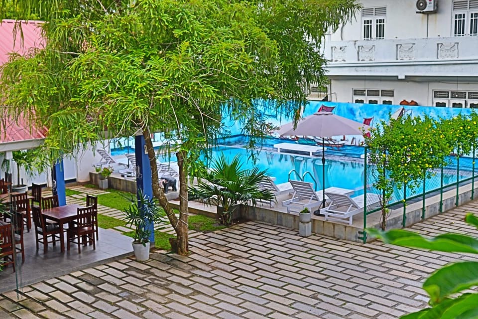 Garden, Pool view