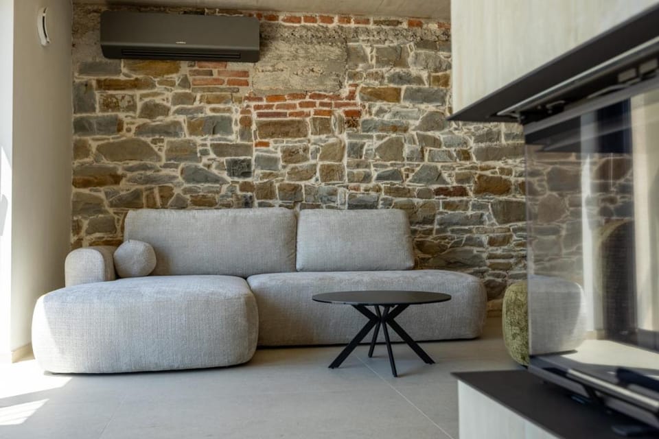Persolis luxury residence Villa in Slovenia