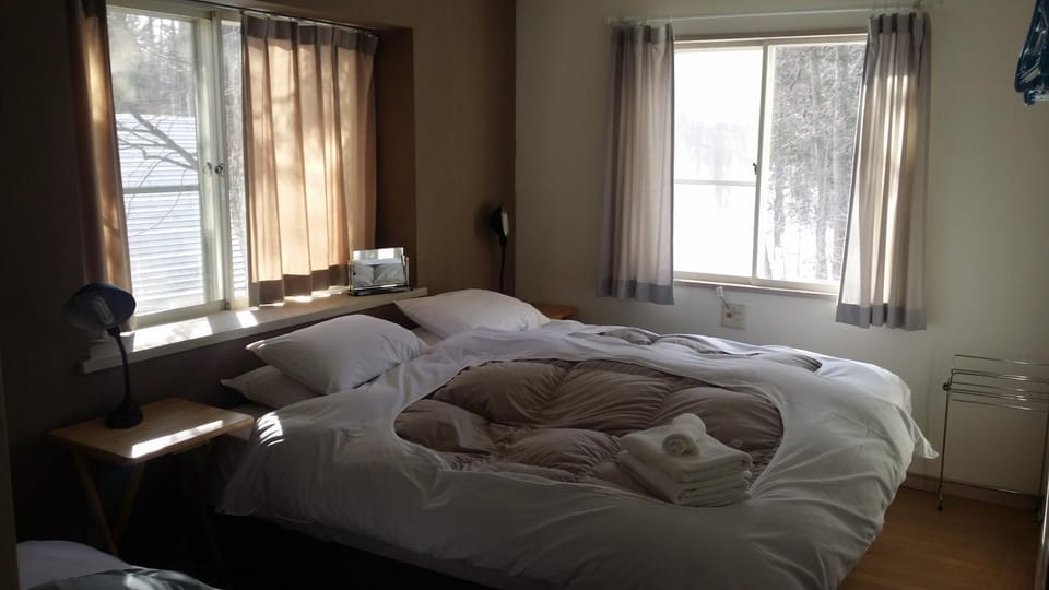 Bed, Decorative detail, Bedroom
