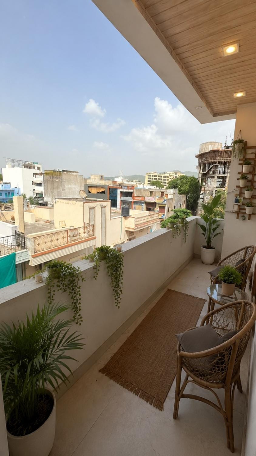 The Cozy Corner Premium 2 BHK flat & Open Terrace room in Ajmer Central Apartment in Rajasthan