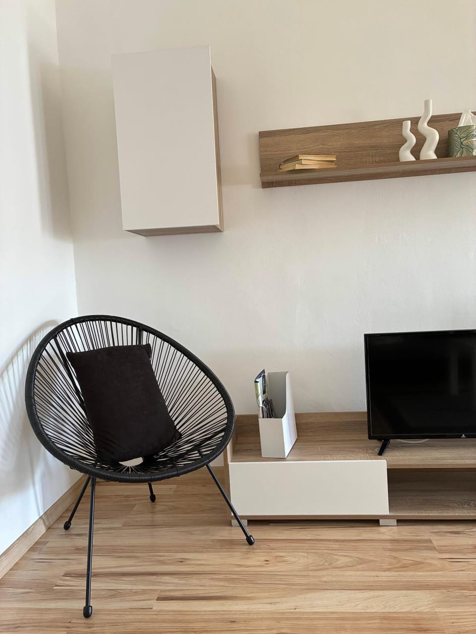 TV and multimedia, Balcony/Terrace, Living room, Seating area, City view, internet