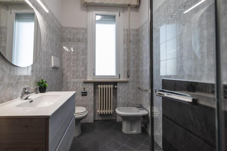 Amazhome - Seaside House with Balconies at the Sea Apartment in Rimini