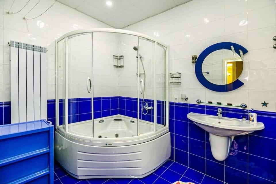 Miras Grand Suite 3-Bedroom Premium Stay Apartment in Baku