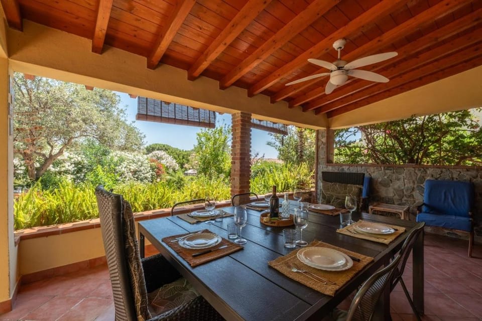 Ampia e Accessoriata-Private garden - 500 meters from the beach Apartment in Costa Rei