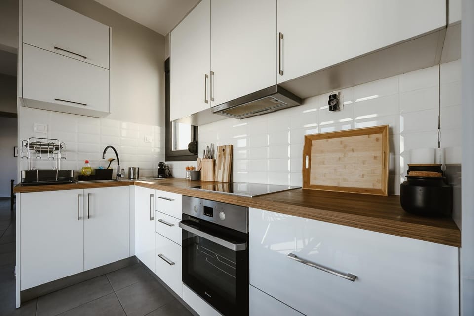 Central Penthouse - Sea & Mountain View Apartment in Volos