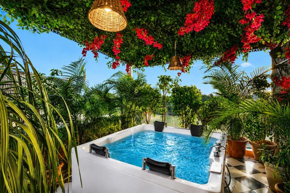 Alaya Stays Lamp House 3BHK Villa With Outdoor Jacuzzi And Terrace Sit Out Villa in Jaipur