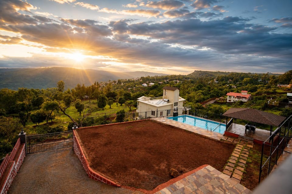 Day, Natural landscape, Bird's eye view, Mountain view, Pool view, Swimming pool, Sunrise, Sunset