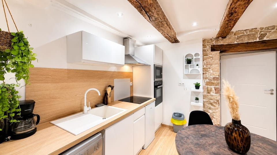 L'Adresse Mâconnaise Central - 2pers - Calme Apartment in Bourgogne-Franche-Comté
