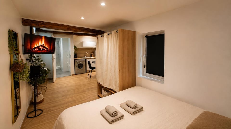 L'Adresse Mâconnaise Central - 2pers - Calme Apartment in Bourgogne-Franche-Comté