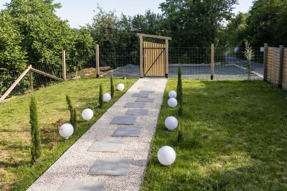 Garden, Garden view