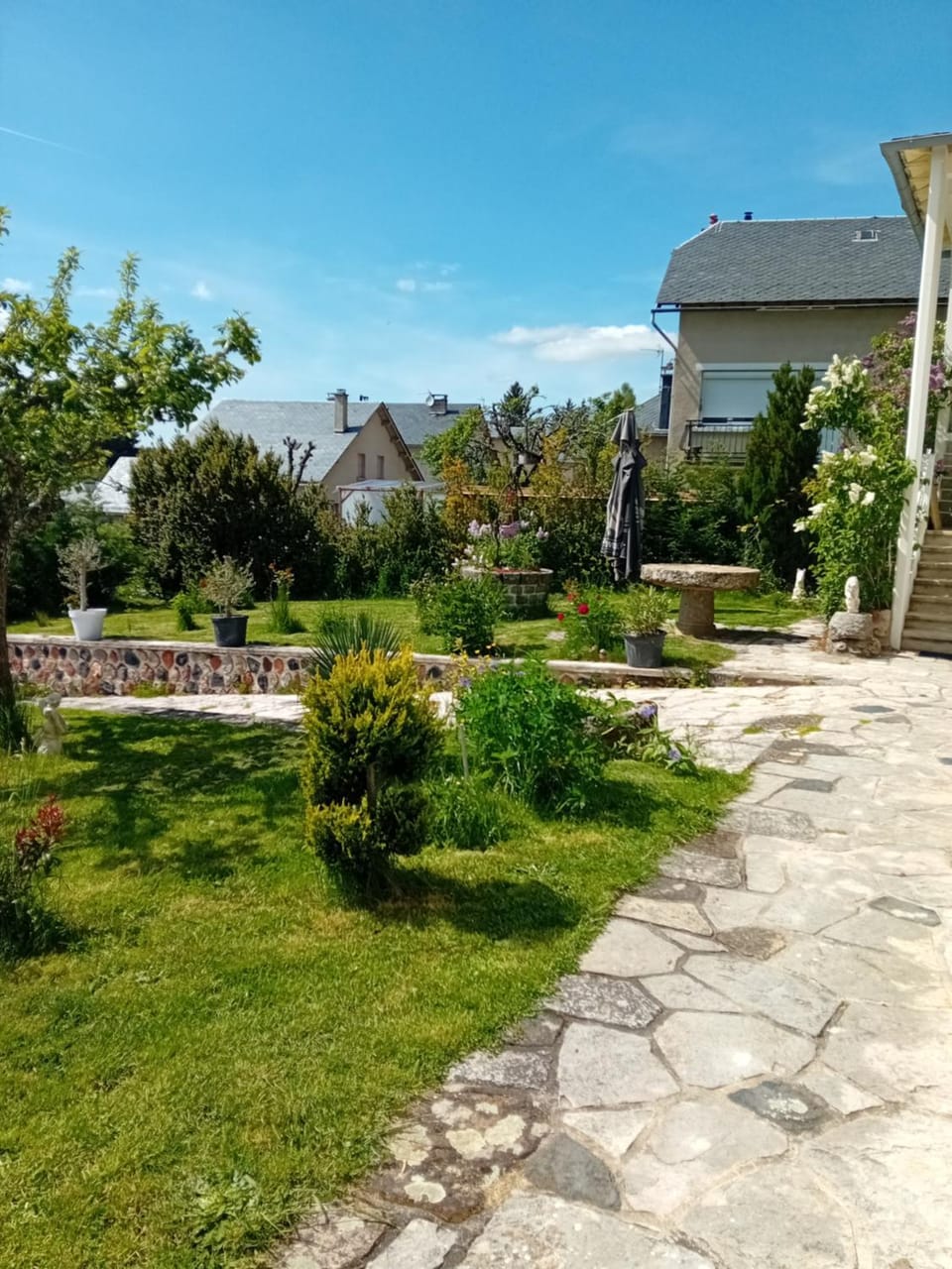 studio les pivoines Bed and Breakfast in Occitanie