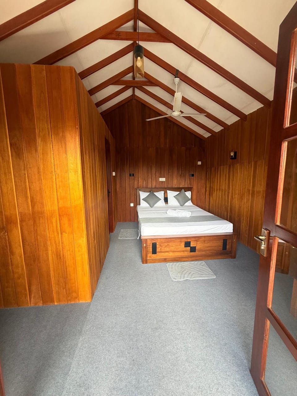 Hikka cabana Resort in Hikkaduwa