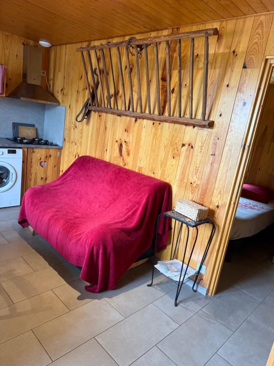 Kitchen or kitchenette, Living room