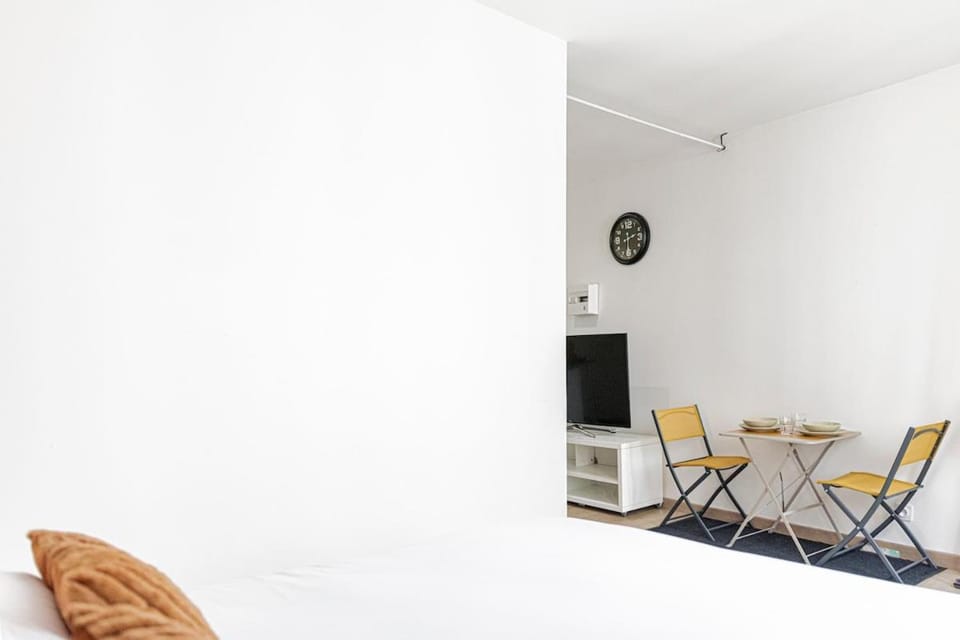 Le Feu de Bois - Appartement chaleureux au cœur D'Orléans Apartment in Orléans