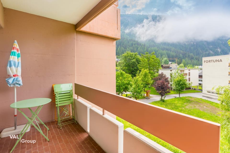 2,5 Zimmer Wohnung Mayenzett zentral mit Balkon Apartment in Canton of Valais