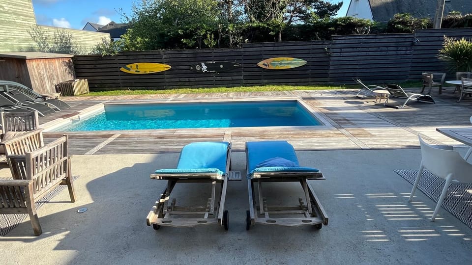 Day, Garden, Balcony/Terrace, Pool view, Swimming pool, sunbed