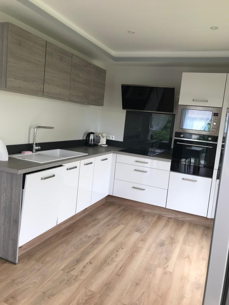 New duplex house 6 km from Bordeaux center01 House in Nouvelle-Aquitaine