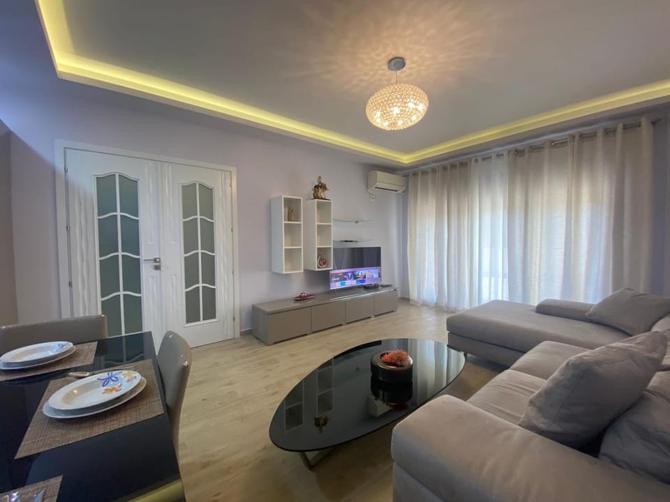 Apartments Adelon Apartment in Vlorë