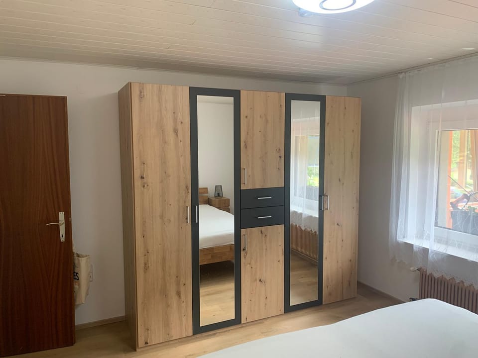 Bed, Bedroom, wardrobe