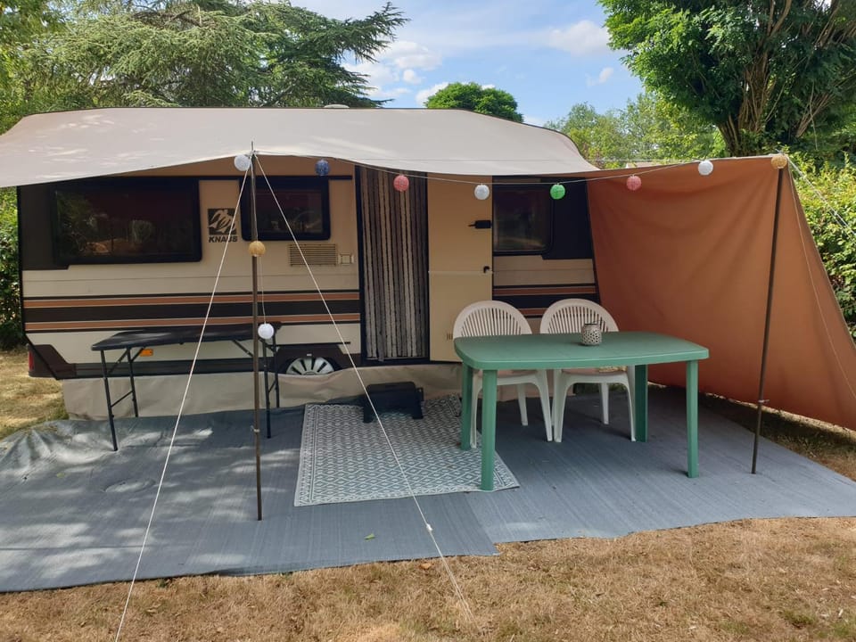 Camping du ternin Luxury tent in Bourgogne-Franche-Comté