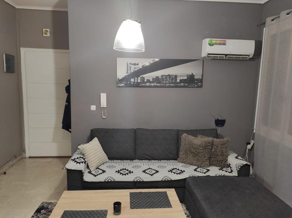IN TNE HEART of Pireaus Apartment in Pireas