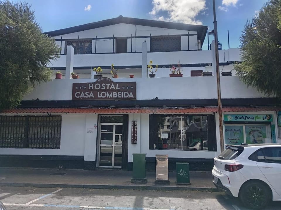 Hostel Lombeida Bed and Breakfast in Quito
