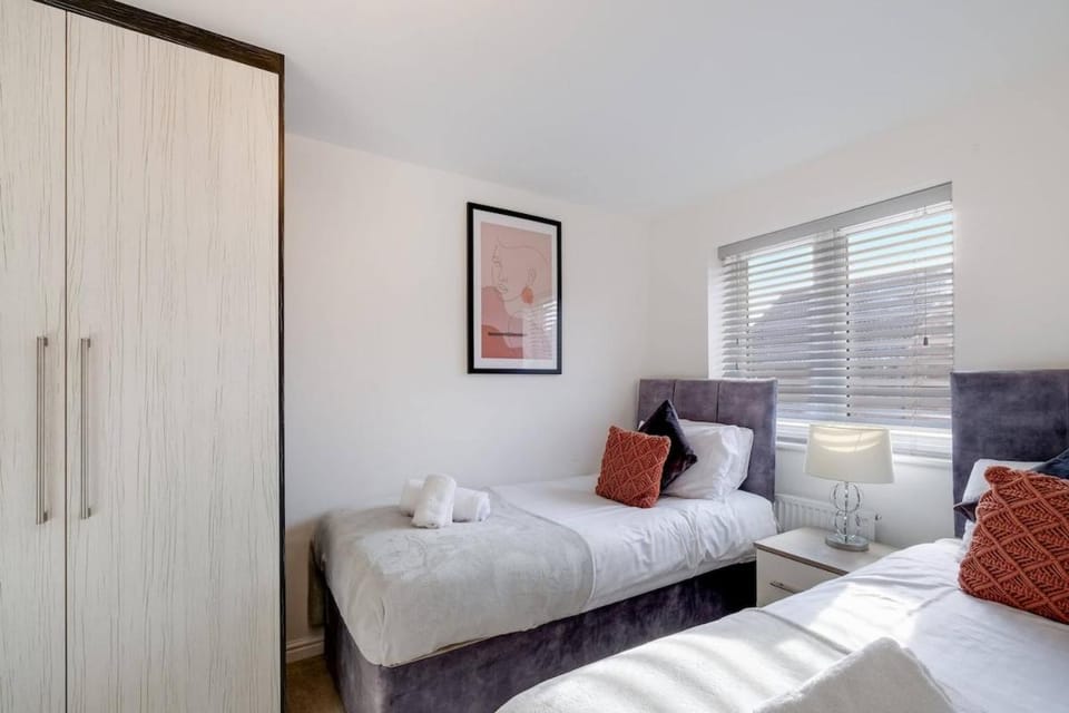 Entire 5 Bed home in Bristol United Kingdom House in Bristol