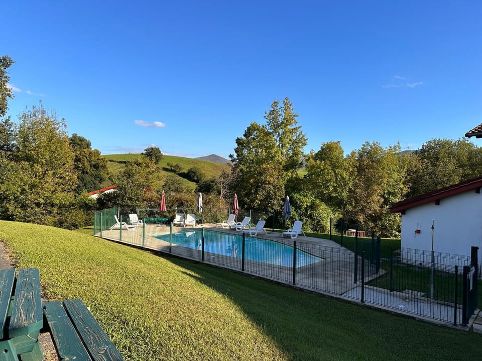 Le Mondarrain Apartment in Espelette