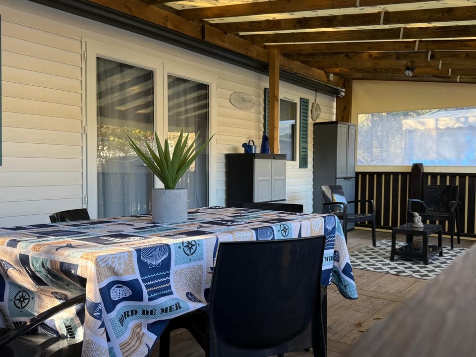 Bungalow Cosy Proche de L ocean House in Hourtin