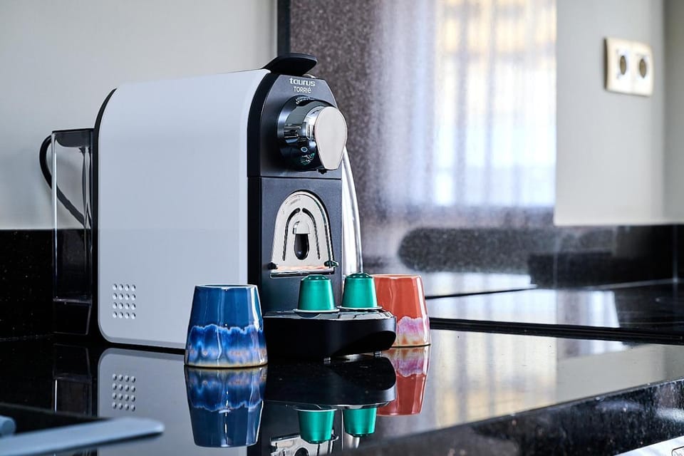 Coffee/tea facilities, Kitchen or kitchenette, minibar, toaster