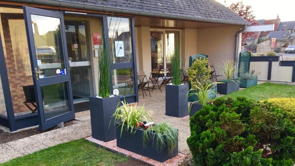Hôtel Le Dauphin Hotel in Centre-Val de Loire