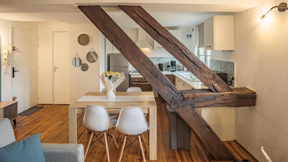 Duplex Poincaré - Proche Hôtel de Ville - 4 pers Apartment in Troyes