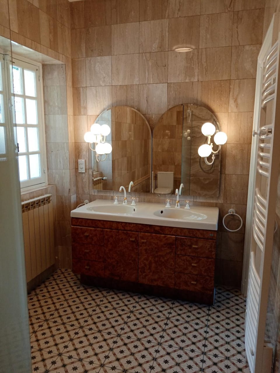 Villa Hestia B&B de charme dans une villa historique face aux thermes Bed and Breakfast in Vosges