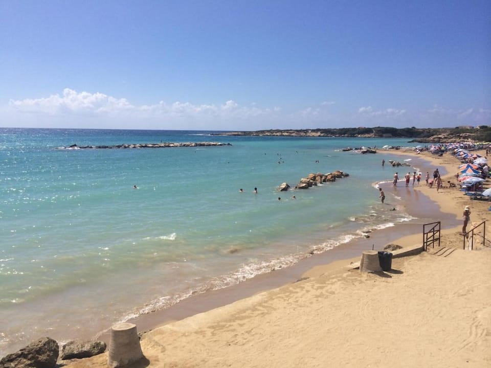 Coral Bay Townhouse, Pool & Sea Views, Peyia House in Peyia