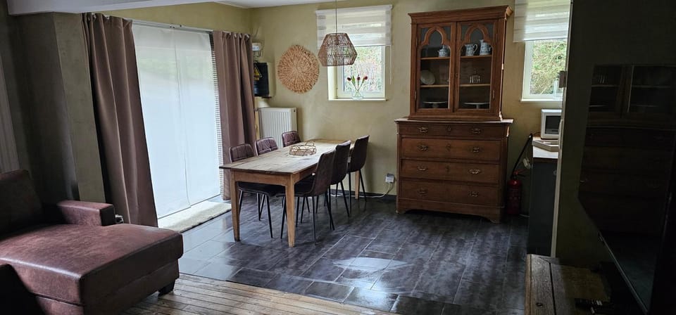 La Tulipe Apartment in Wallonia, Belgium