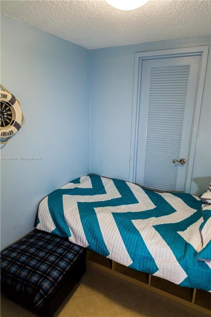 Oceanfront 1BR Condo with Balcony View Apartment in Hollywood Beach