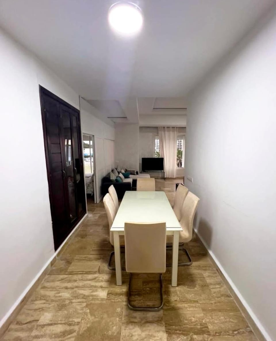 RR Ice Beach view Apartment in Tangier