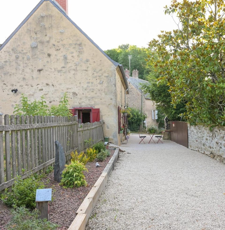 Rouges-Gorges House in Bourgogne-Franche-Comté